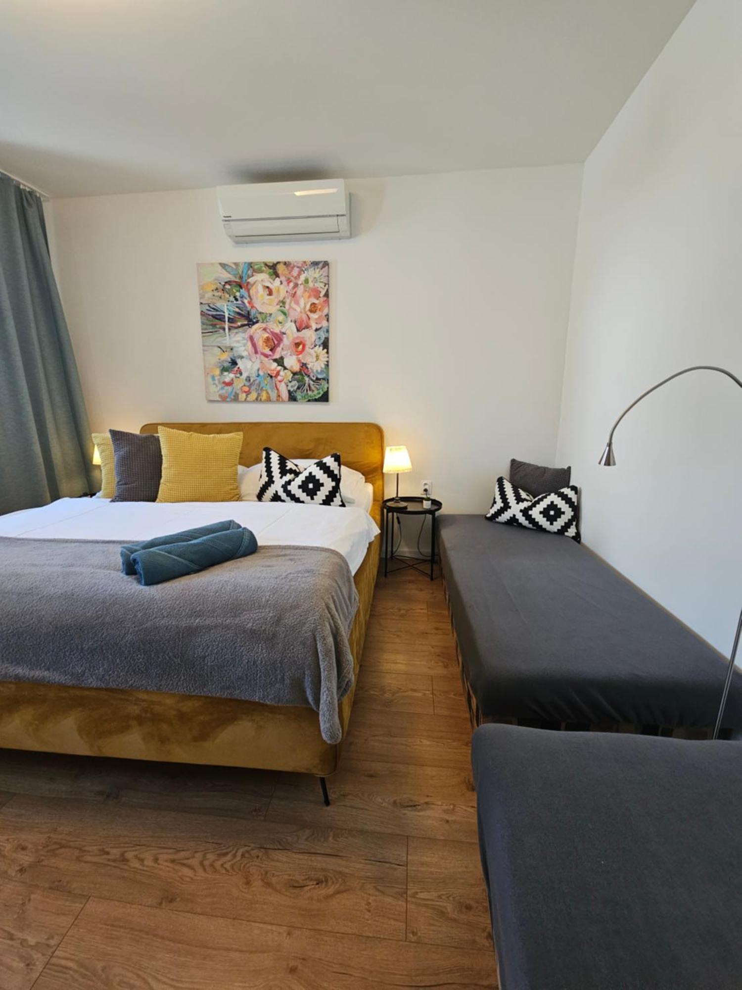 Apartmány Centro Piest'any Esterno foto