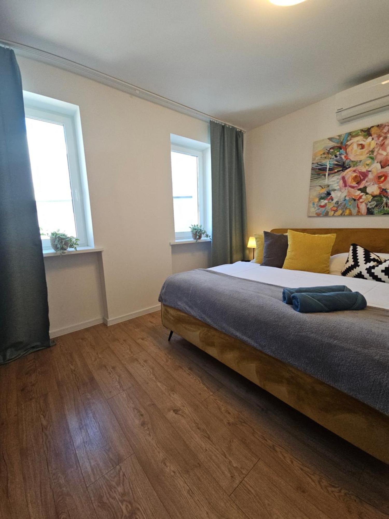 Apartmány Centro Piest'any Esterno foto